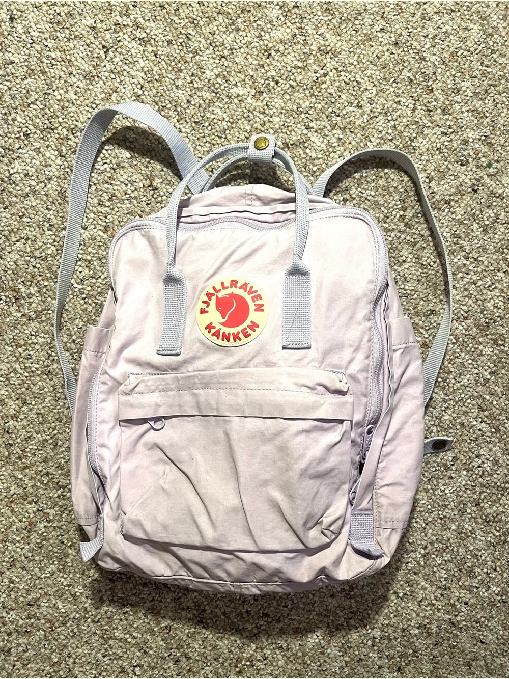 Fjallraven Kånken Classic Light Purple and Gray Straps Backpack